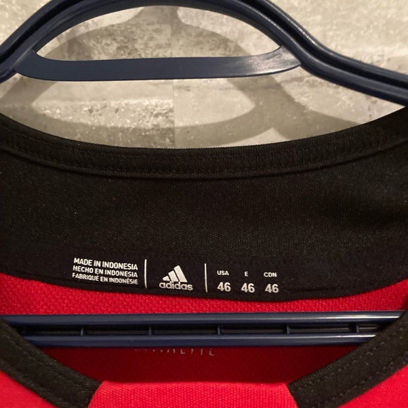 Calgary Flames 2017-2020 Adidas Home Jersey - Picture 2 of 3